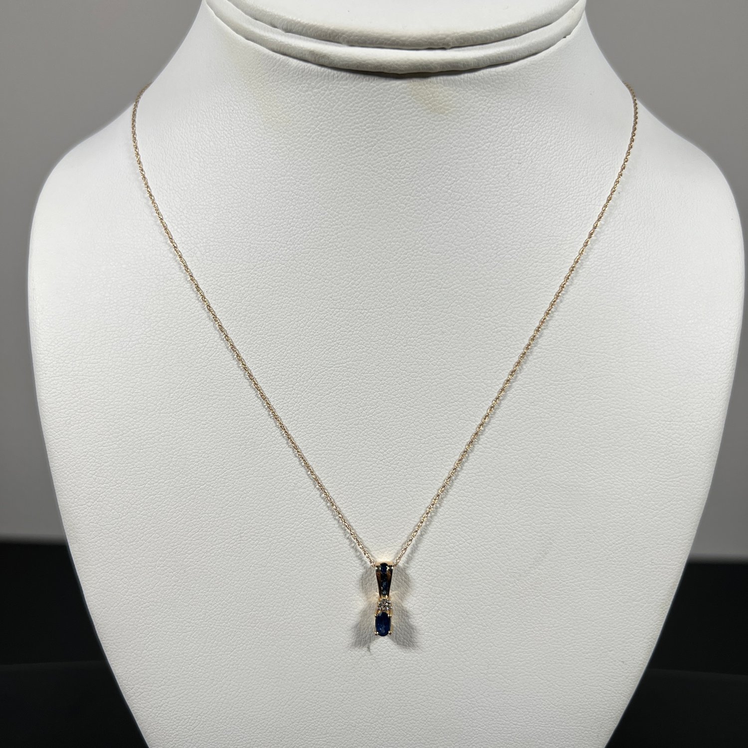 14K Gold Sapphire & Diamond Pendant Necklace